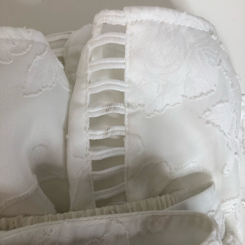 Missguided white ladder cutout top and short set - Picture 8 of 8